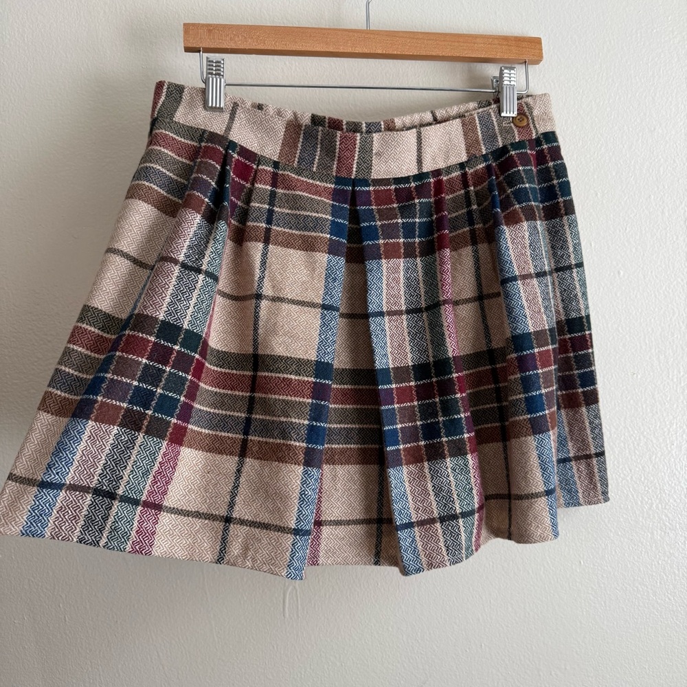 Plaid skirt